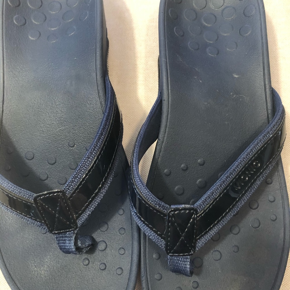 Vionic sandals